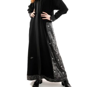 Najma Abaya