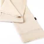 طرحة لينن بتطريز خطوط لامع لون بيج فاتح