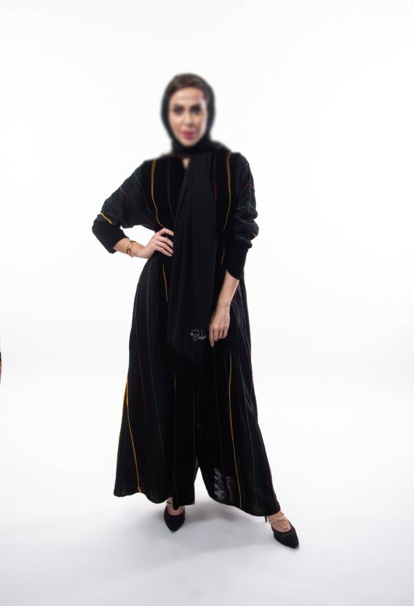 عباية مخمل مقلمه